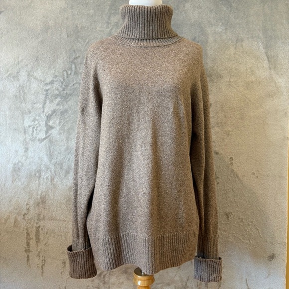 Old Navy SoSoft Cozy Cabincore Turtleneck Sweater Wmn’s Sz S - Picture 1 of 11